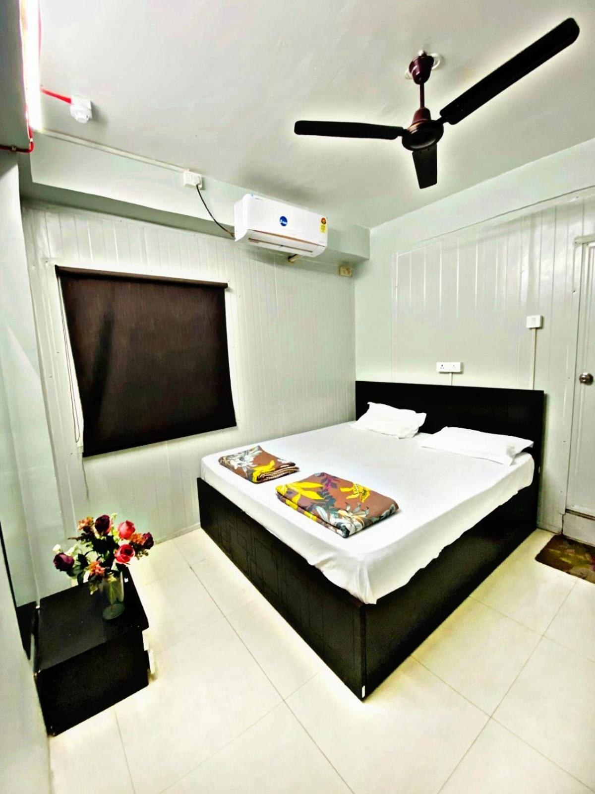 Homestay Ac Dormitory New Delhi Extérieur photo
