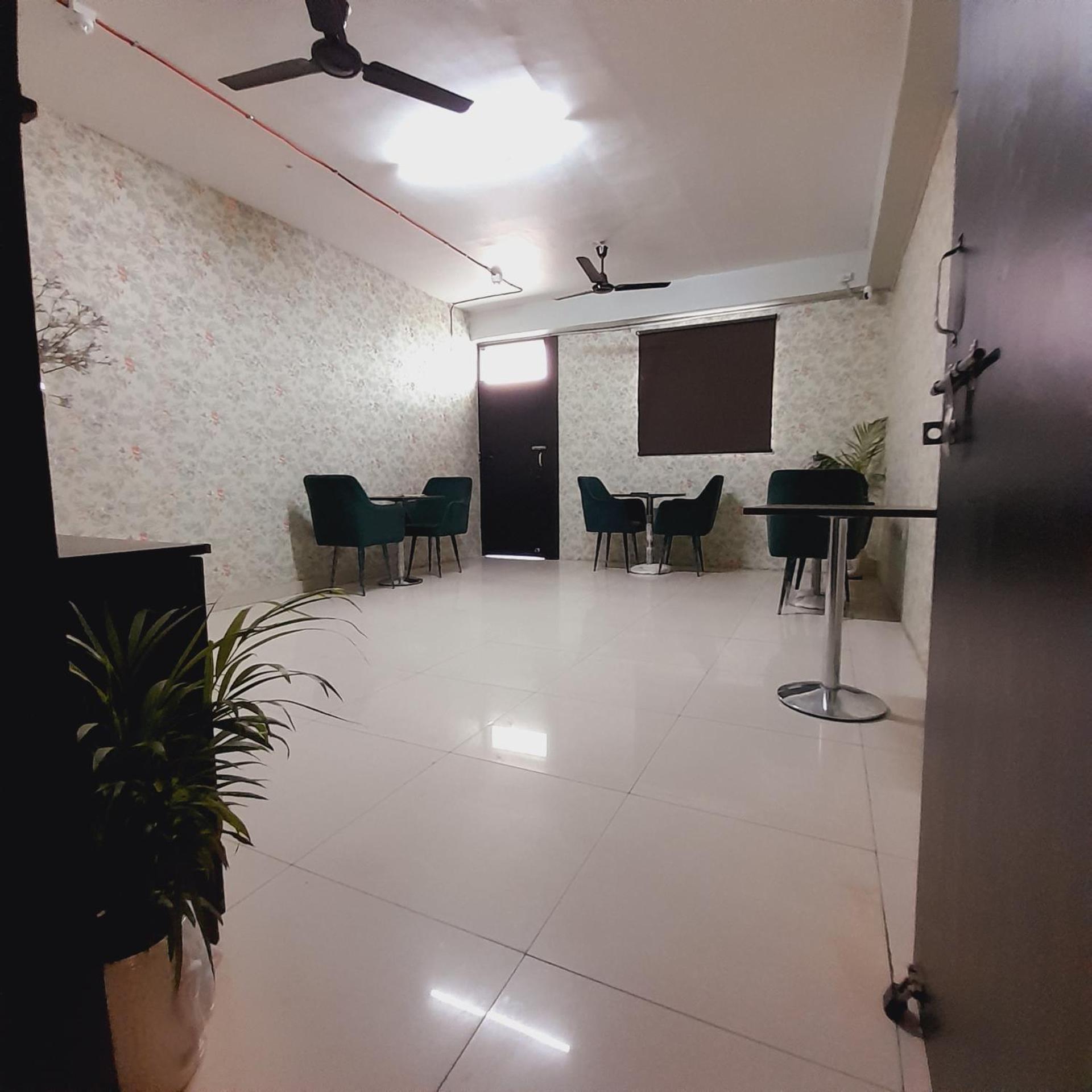 Homestay Ac Dormitory New Delhi Extérieur photo