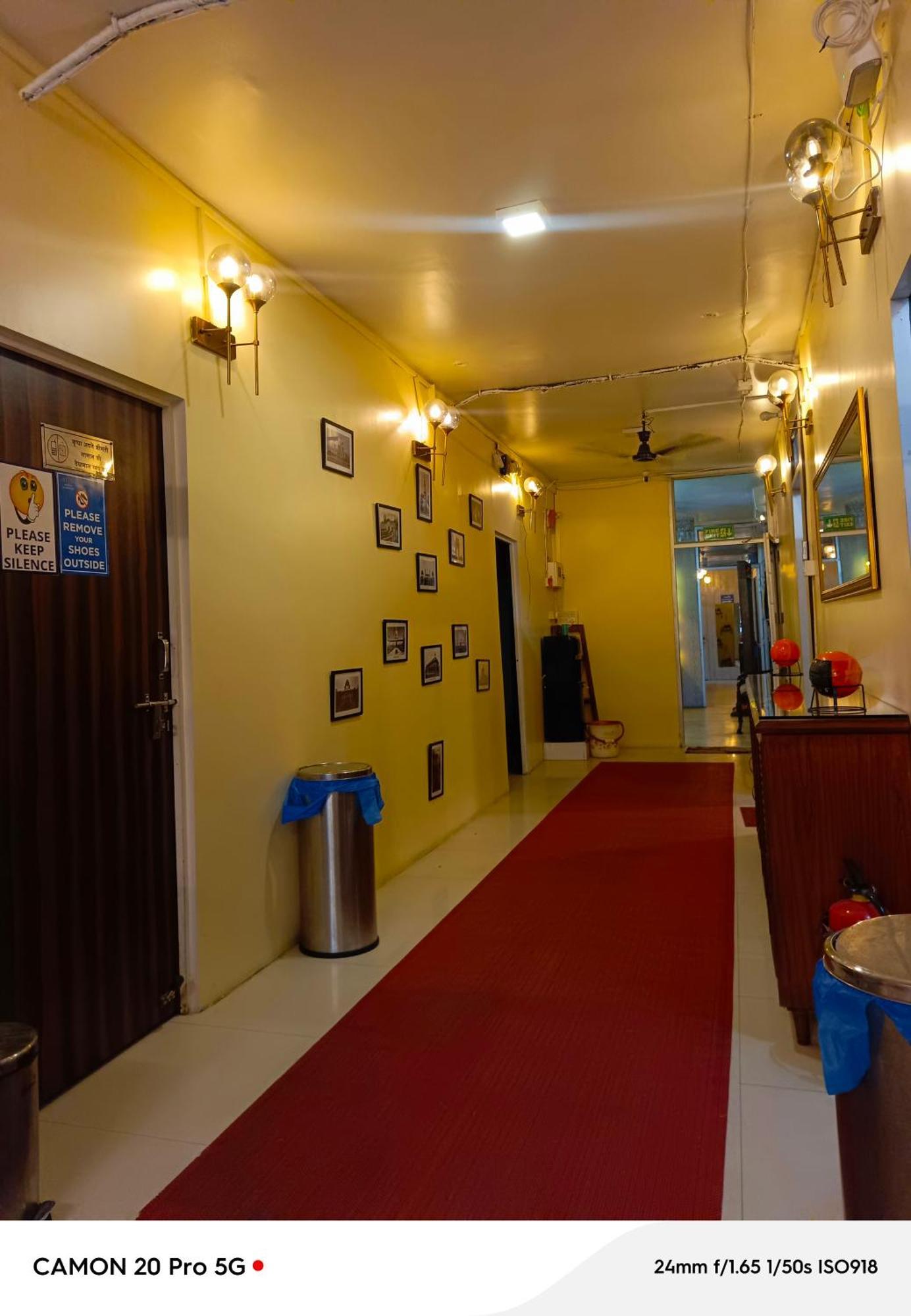 Homestay Ac Dormitory New Delhi Extérieur photo